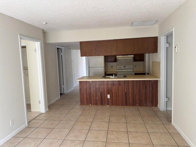 1131 Goldenrod Road 1131, Wellington, FL 33414