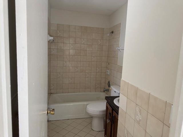 1131 Goldenrod Road 1131, Wellington, FL 33414