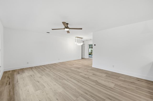 7 River Drive, Tequesta, FL 33469