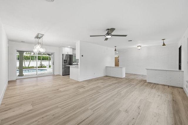 7 River Drive, Tequesta, FL 33469