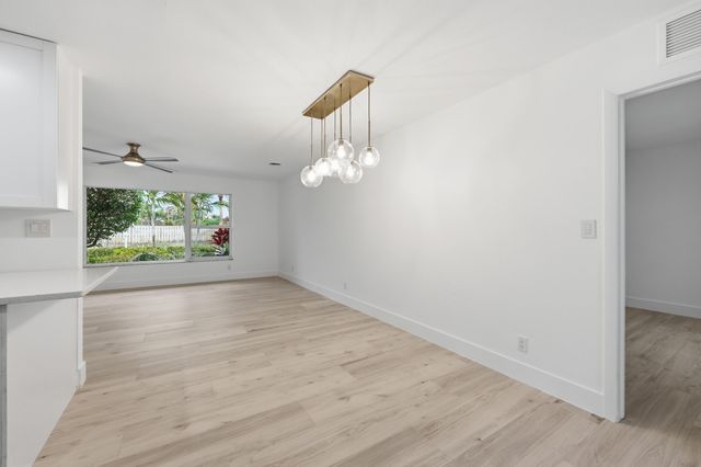 7 River Drive, Tequesta, FL 33469