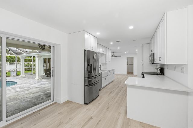 7 River Drive, Tequesta, FL 33469