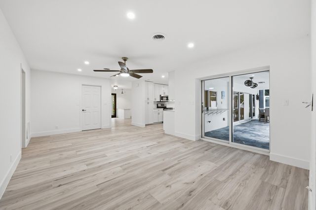 7 River Drive, Tequesta, FL 33469