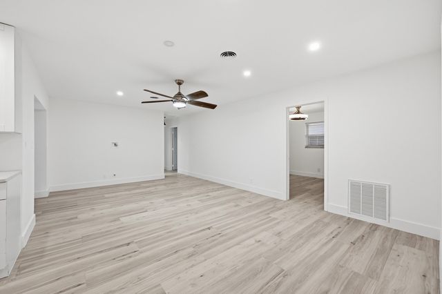 7 River Drive, Tequesta, FL 33469