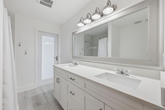 7 River Drive, Tequesta, FL 33469