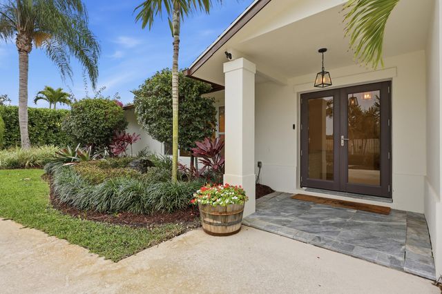 7 River Drive, Tequesta, FL 33469