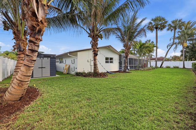 7 River Drive, Tequesta, FL 33469