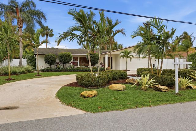 7 River Drive, Tequesta, FL 33469
