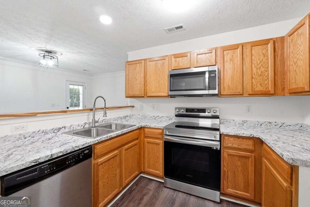 275 Jack Russell Road, Newnan, GA 30263