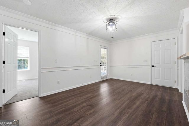 275 Jack Russell Road, Newnan, GA 30263