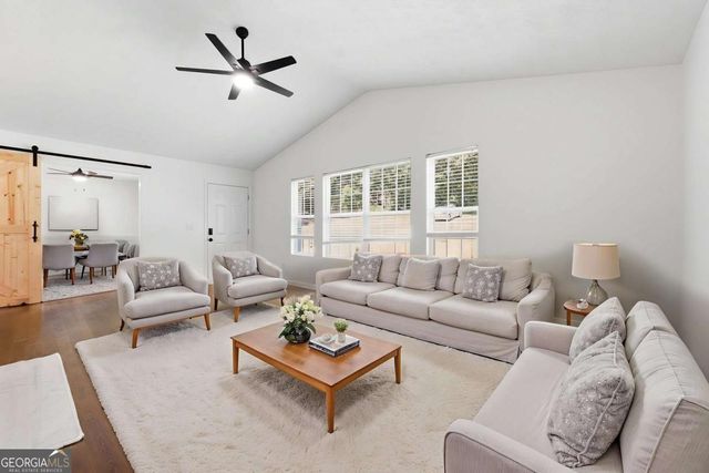 275 Jack Russell Road, Newnan, GA 30263