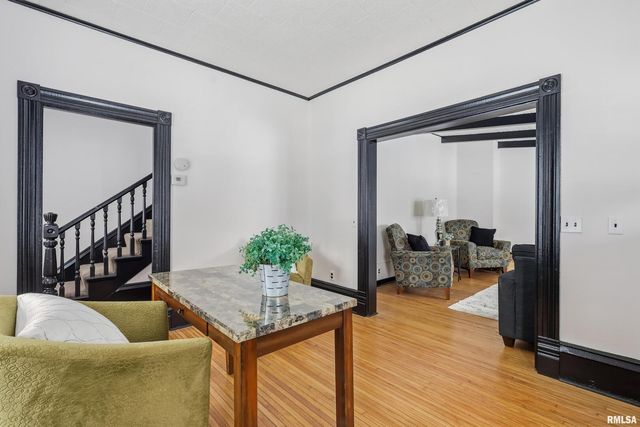 503 W PALACE, Geneseo, IL 61254