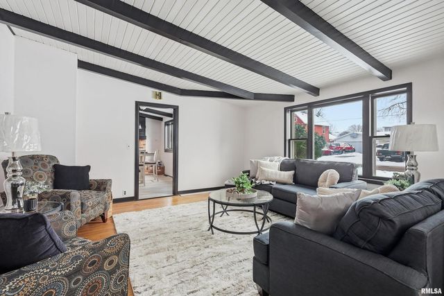 503 W PALACE, Geneseo, IL 61254