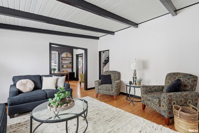 503 W PALACE, Geneseo, IL 61254