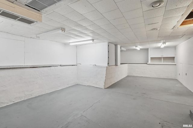 503 W PALACE, Geneseo, IL 61254