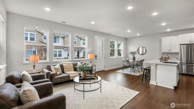 14176 SE 153rd Place, Renton, WA 98058