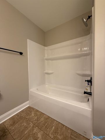 103 Summerset Lane, Huntsville, AL 35811