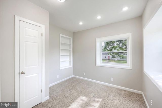 2613 BROAD ST, York, PA 17408