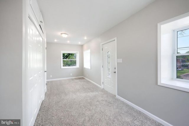 2613 BROAD ST, York, PA 17408