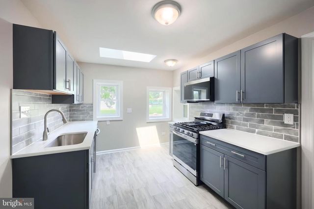 2613 BROAD ST, York, PA 17408