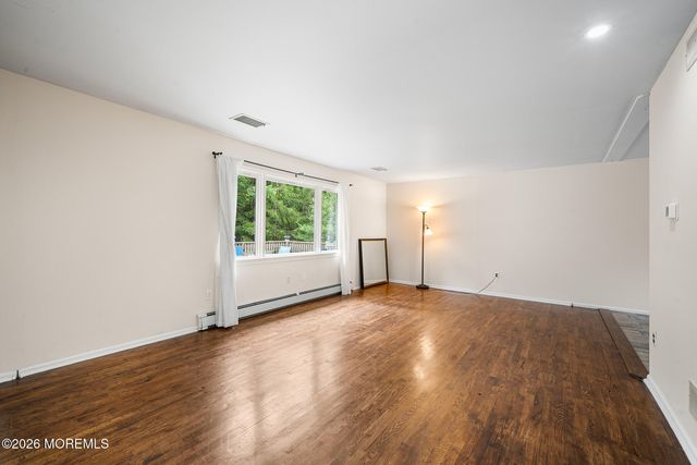 574 Henry Street, Jackson, NJ 08527