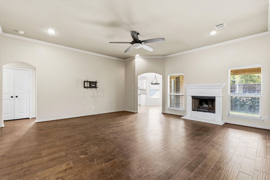 2122 Valley Drive, Weatherford, TX 76087 — photo 3