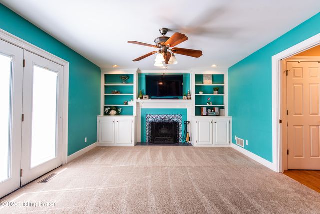 4703 Grand Dell Dr, Crestwood, KY 40014