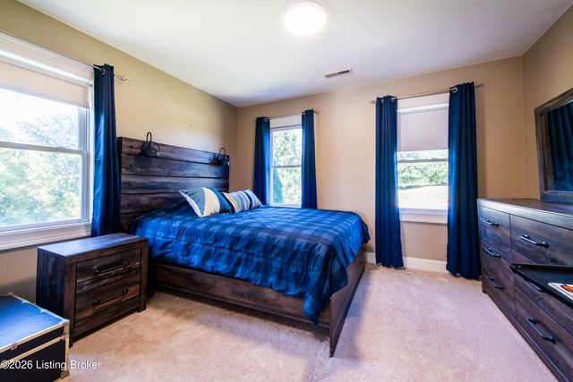 4703 Grand Dell Dr, Crestwood, KY 40014