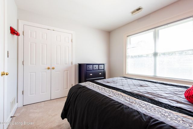 4703 Grand Dell Dr, Crestwood, KY 40014