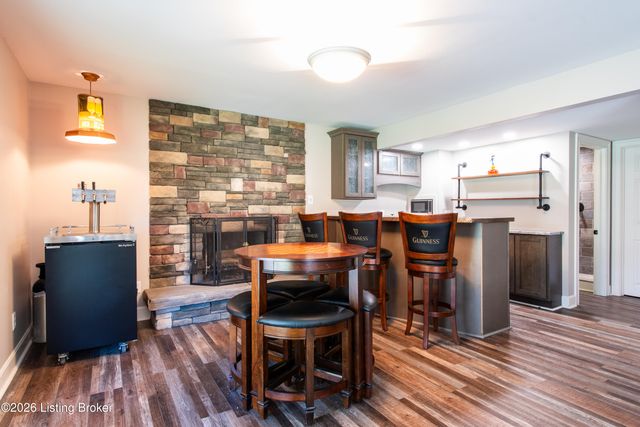 4703 Grand Dell Dr, Crestwood, KY 40014