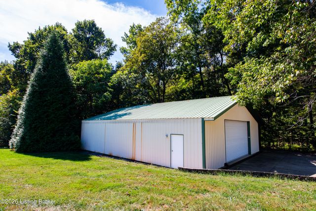 4703 Grand Dell Dr, Crestwood, KY 40014