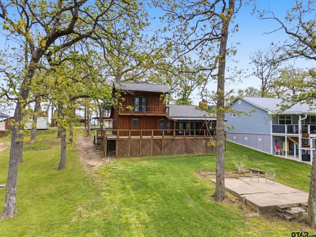 7296 E Panorama Dr, Frankston, TX 75763