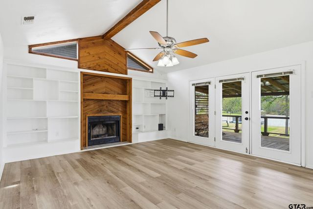 7296 E Panorama Dr, Frankston, TX 75763