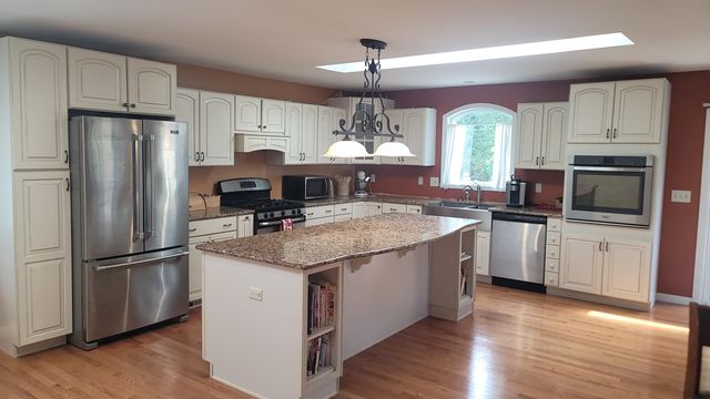 45750 Hull Road, Belleville, MI 48111