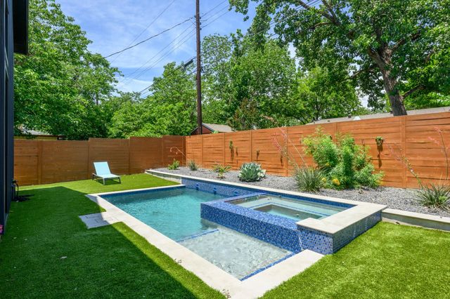 4804 Gladeview, Austin, TX 78745