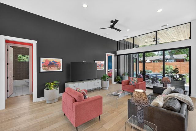 4804 Gladeview, Austin, TX 78745
