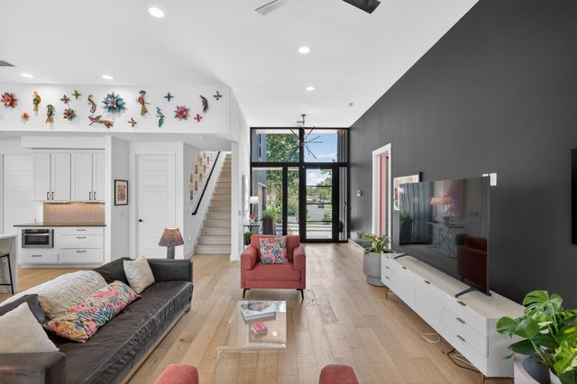 4804 Gladeview, Austin, TX 78745