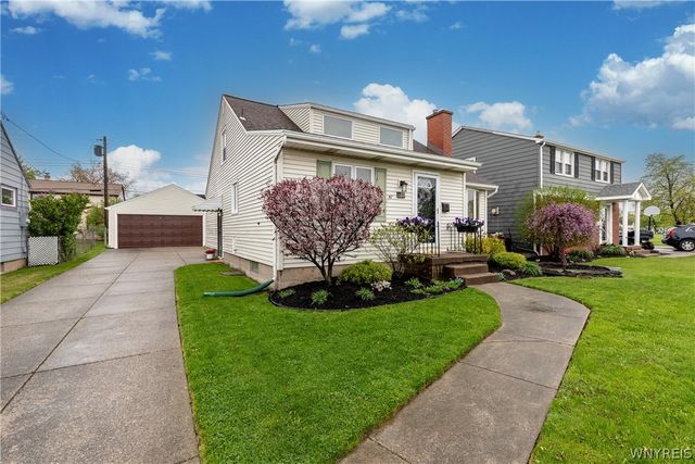 286 Westfall Drive, Tonawanda, NY 14150