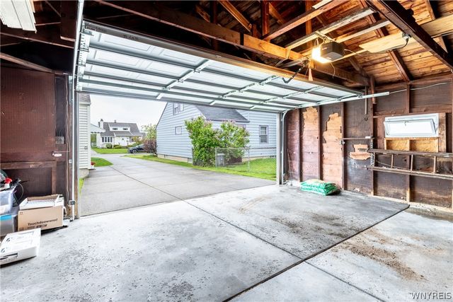 286 Westfall Drive, Tonawanda, NY 14150