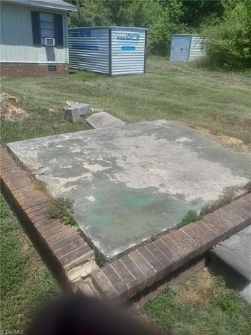 659 NC Highway 49 N, Ramseur, NC 27316