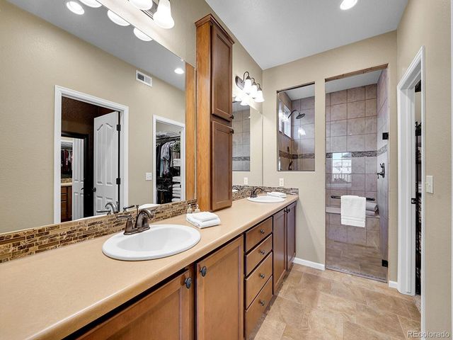 19509 E 55th Ave, Denver, CO 80249