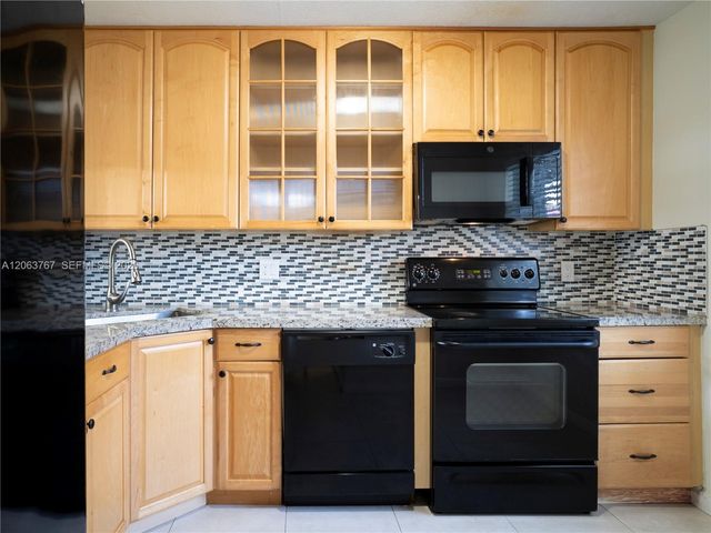 1494 Springside Dr 1494, Weston, FL 33326