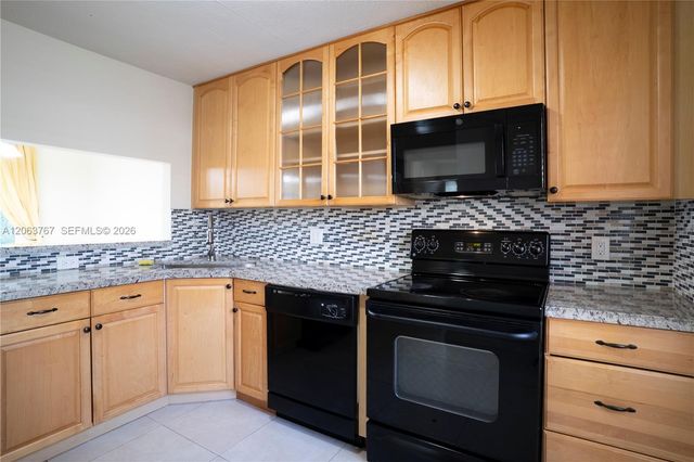 1494 Springside Dr 1494, Weston, FL 33326