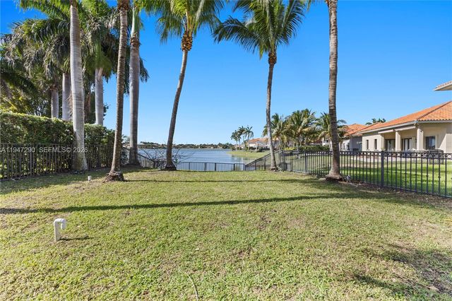 18832 SW 77th Court, Cutler Bay, FL 33157
