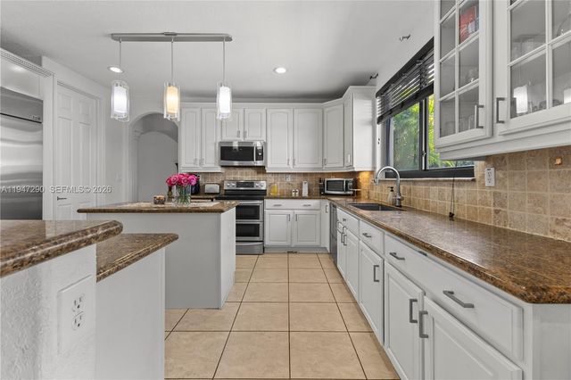 18832 SW 77th Court, Cutler Bay, FL 33157