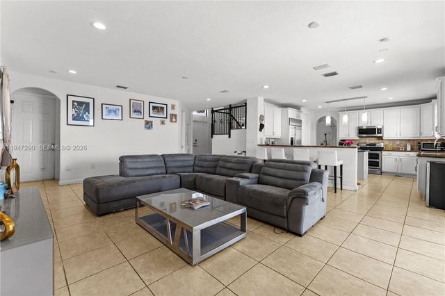 18832 SW 77th Court, Cutler Bay, FL 33157