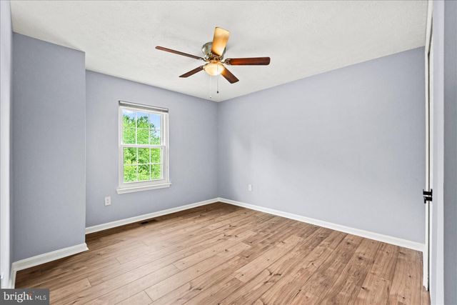 107 W PARK DR, Stafford, VA 22554