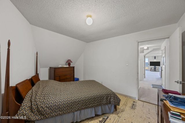 357 Wiggins Point Road, Oriental, NC 28571