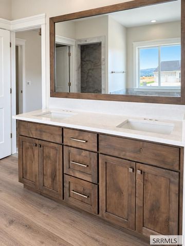 2821 Granite Falls, Ammon, ID 83406