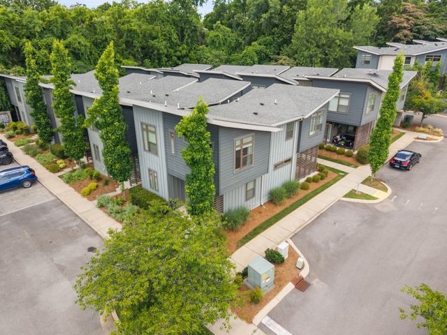 2508 Colbert Dr, Nashville, TN 37206